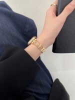 Floral Diamond Metal Link Band for Apple Watch – Luxury Chain Design - Image 29