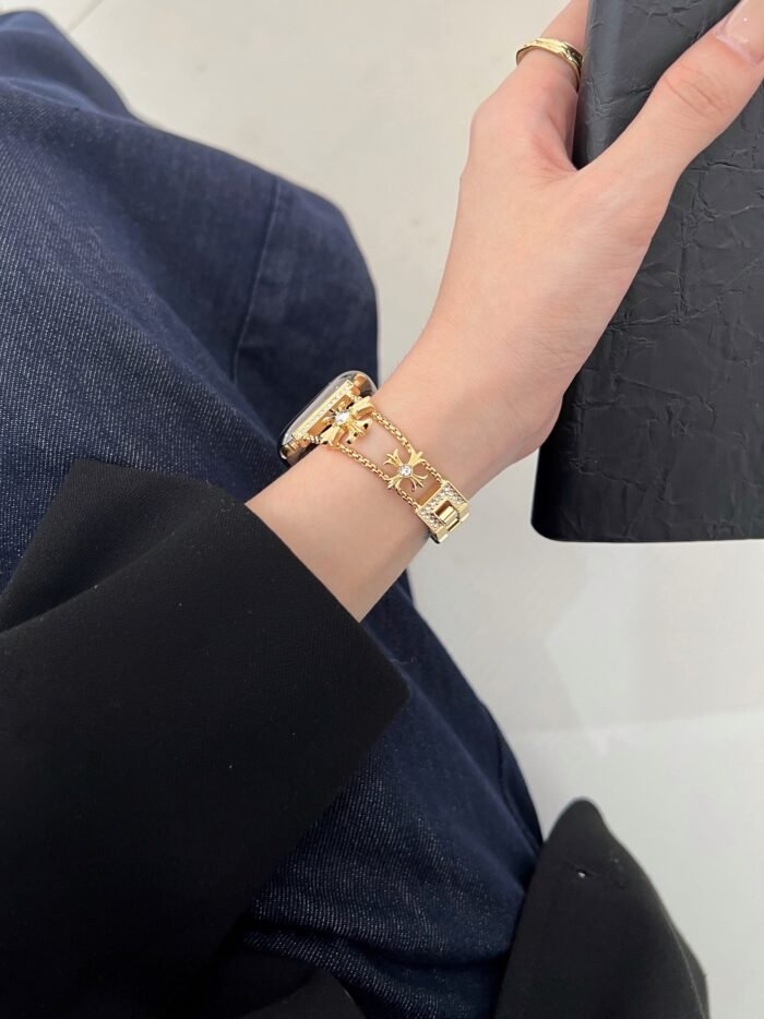 Floral Diamond Metal Link Band for Apple Watch – Luxury Chain Design - Image 29