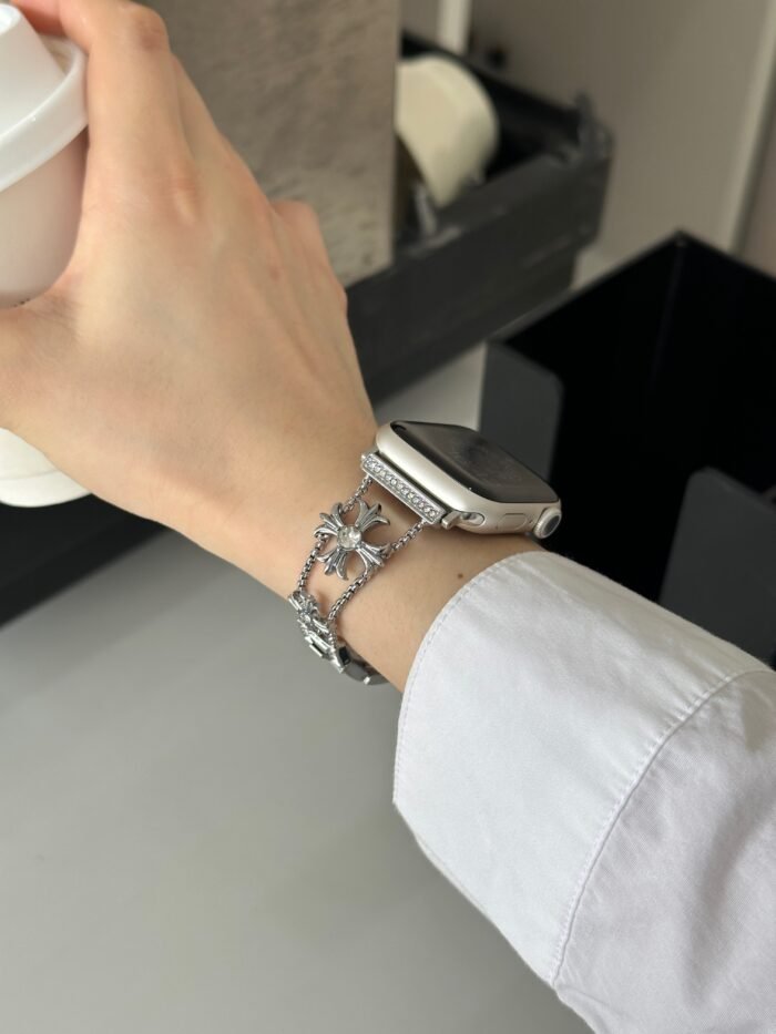 Floral Diamond Metal Link Band for Apple Watch – Luxury Chain Design - Image 21