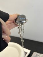 Premium Chain Bracelet Strap for iWatch – Stainless Steel, Fashion Style - Image 2