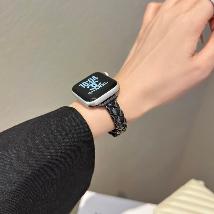Quilted Metal Bracelet Band for Apple Watch – Luxury Diamond Pattern Design - Image 6